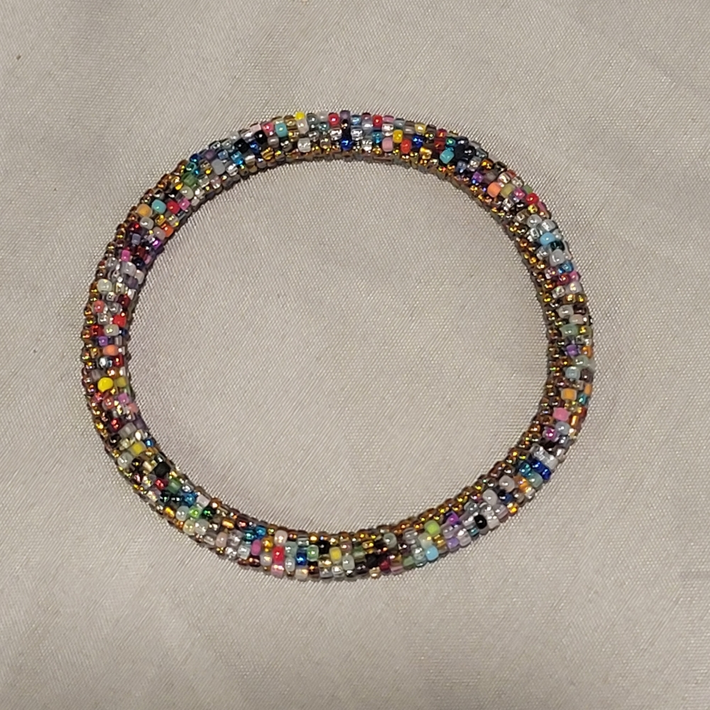 Beautiful Sashka Compay Beaded Bracelet NWOT
